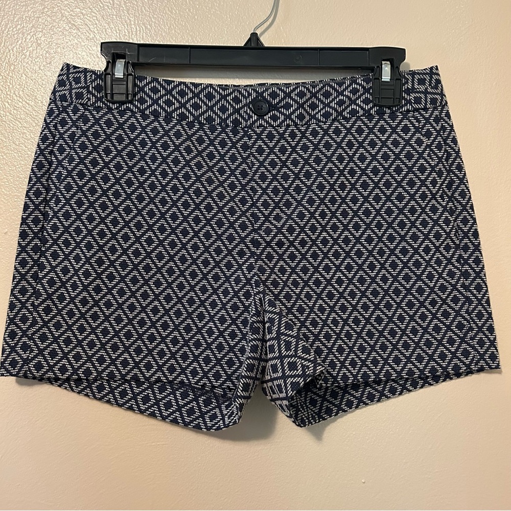 Banana Republic Geometric Navy and White Shorts